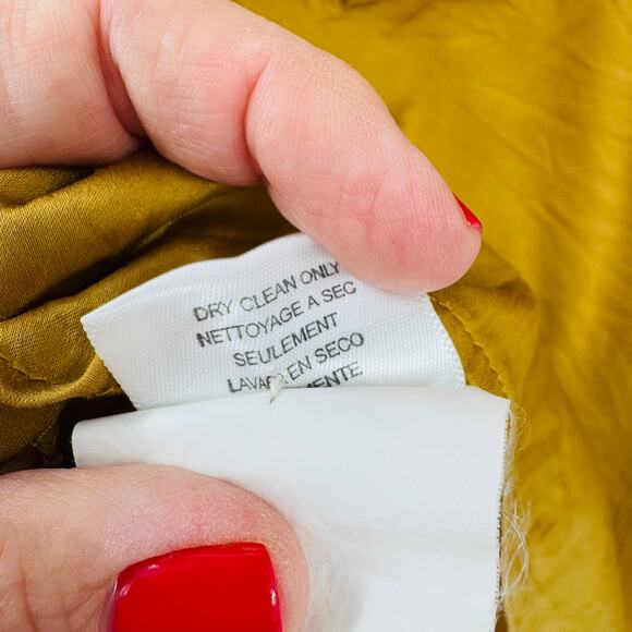 Y2K BCBGMaxAzria Silk Stretch Fitted Tee Mustard Yellow Jersey Top Size XXS - Picture 6 of 8